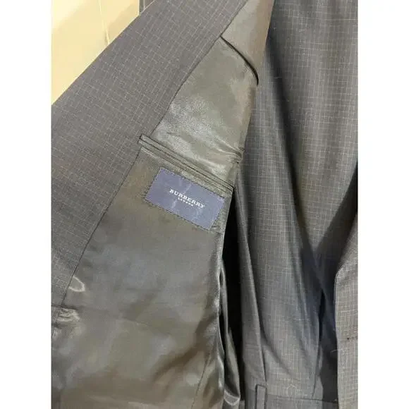 Burberry Men’s Small Window Pane 100% Wool Suit 2 Button Sz. 48L - Picture 2 of 9